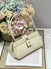 Dior Small Key Bag White Box Calfskin 22 x 12.5 x 12 cm - 5