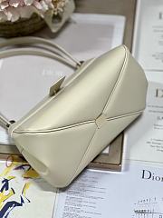 Dior Small Key Bag White Box Calfskin 22 x 12.5 x 12 cm - 2