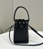 Fendi Mon Tresor Black Leather Mini Bag 18x12x10cm - 3