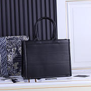 Dior Medium Book Tote Black Calfskin 36 x 27.5 x 16.5 cm - 6