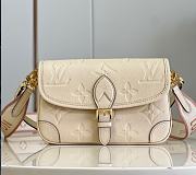 Louis Vuitton LV Diane Monogram Cream 23 x 16 x 8.5 cm - 1