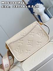 Louis Vuitton LV Diane Monogram Cream 23 x 16 x 8.5 cm - 2