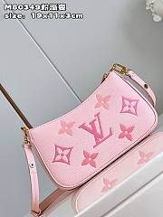 Louis Vuitton LV Easy Pouch On Strap Pink 19 x 11.5 x 3 cm - 2