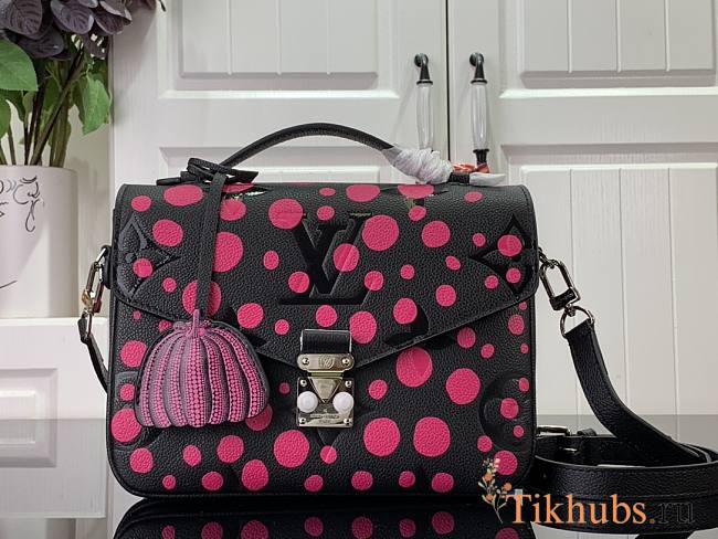 Louis Vuitton LV x YK Pochette Métis Black and Fuchsia 25 x 19 x 7 cm - 1