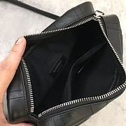 Burberry Small Lola Camera Bag Black 24 x 6 x 15 cm - 3