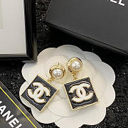 Chanel 22A CC Logo Earrings Black and White - 3