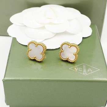 Van Cleef Arpels Earring VCA White 