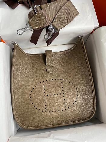 Hermes Evelyne Medium Brown 29cm