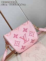 Louis Vuitton LV Mini Bumbag Monogram Pink 17 x 12 x 9.5 cm - 2