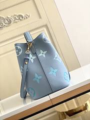 Louis Vuitton LV Neonoe MM Blue 26x26x17.5cm - 2