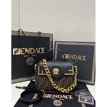 Fendi Fendace La Medusa Brown 25x15x22cm