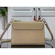 Louis Vuitton LV Twist MM Handbag Beige 23x17x9.5cm - 3