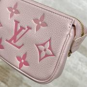 Louis Vuitton LV Pochette Accessories Mini Rosebud 15.5 x 10.5 x 4 cm - 3