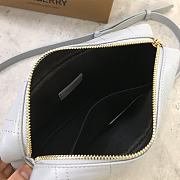 Burberry Small Lola Camera Bag Grey 24 x 6 x 15 cm - 2