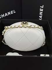 Chanel Clutch With Chain Lambskin White 8.5x12x6cm - 6