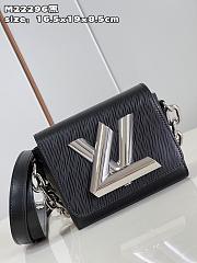 Louis Vuitton LV Twist Lock XL Black 16.5 x 19 x 8.5 cm - 1