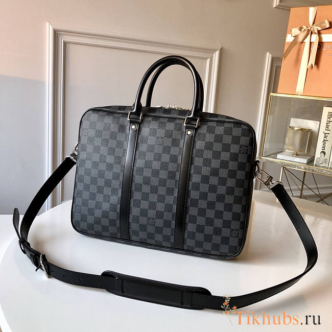 Louis Vuitton LV Porte-Documents Voyage PM 35 x 27 x 6 cm - 1