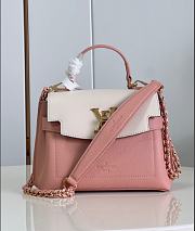 Louis Vuitton LV LockMe Ever Mini Rose 23 x 17 x 10 cm - 1