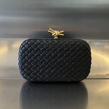 Bottega Veneta Knot Black 20x12x5.5cm