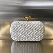 Bottega Veneta Knot White 20x12x5.5cm - 1