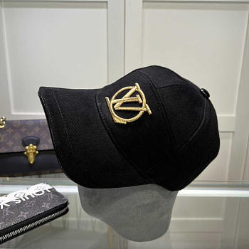 Louis Vuitton LV City Black Cap