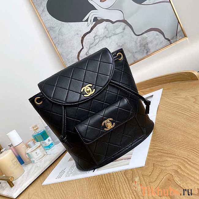 Chanel Backpack Calfskin Black Gold 21x10x20cm - 1