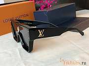 Louis Vuitton Cyclones Sunglasses Black - 4