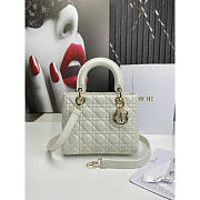 Dior Medium Lambskin Cannage Lady Dior White 24cm - 1