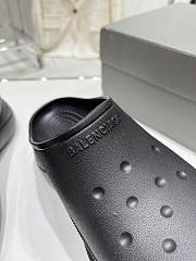 Balenciaga Women'S Crocs Mule In Black - 5