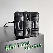 Bottega Veneta Mini Bucket Bag Black 18x14x14cm - 4