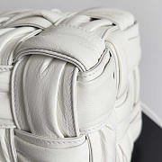 Bottega Veneta Mini Bucket Bag White 18x14x14cm - 2