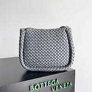 Bottega Veneta Cobble Shoulder Grey Bag 27x20x9cm - 3