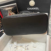 Chanel CC Medallion Caviar Black Tote Handbag 30x24x14cm - 3