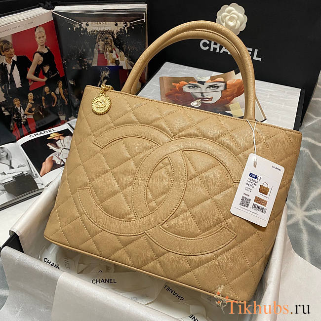 Chanel CC Medallion Caviar Beige Tote Handbag 30x24x14cm - 1