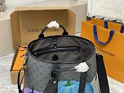 Louis Vuitton Weekend Tote LV x YK Monogram 43 x 34 x 17.5 cm - 3