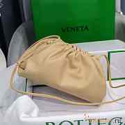 Bottega Veneta Mini Pouch Beige 22x13x5cm - 3