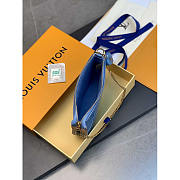 Louis Vuitton LV Mini Pochette Accessoires Blue 15.5 x 10.5 x 4 cm - 4