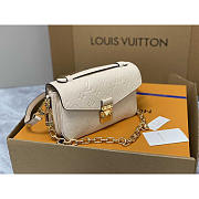 Louis Vuitton LV Pochette Métis East West Creme Bag 21.5x6x13.5cm - 5