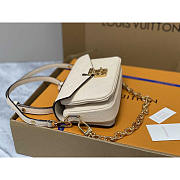 Louis Vuitton LV Pochette Métis East West Creme Bag 21.5x6x13.5cm - 4