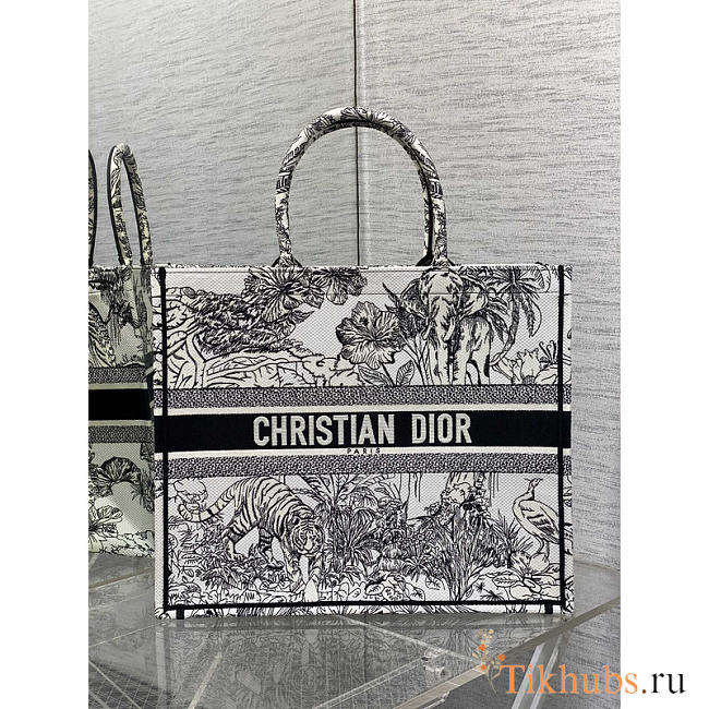 Dior Large Book Tote White and Black Toile de Jouy 42 x 35 x 18.5 cm - 1