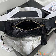 Chanel Black Pouch 16x16x5.5cm - 3