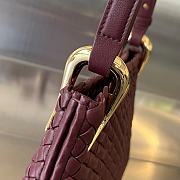 Bottega Veneta Small Clicker Shoulder Bag Red Wine 27x19x11.5cm - 3