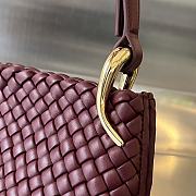 Bottega Veneta Small Clicker Shoulder Bag Red Wine 27x19x11.5cm - 2