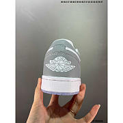 Jordan 1 Low Wolf Gray Sneaker - 4