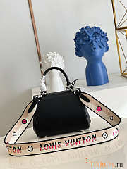 Louis Vuitton LV Cluny Mini Black 20x16x7.5cm - 3