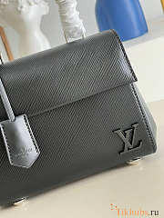 Louis Vuitton LV Cluny Mini Black 20x16x7.5cm - 5