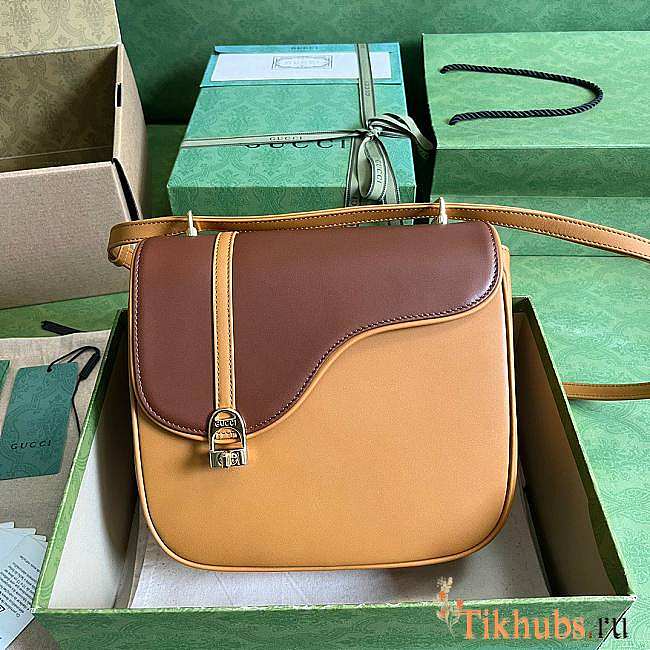 Gucci Equestrian Inspired Shoulder Bag Cuir Brown 21x20x7cm - 1