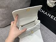 Chanel 23P Small Coco Handle Bag Caviar White 23cm - 5