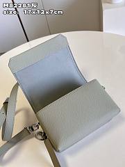 Louis Vuitton LV Fastline Green Sage 17.3 x 12 x 7 cm - 3