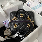 Chanel Bag With Top Handle Black 17x21x5.5cm - 1